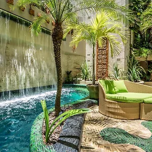 Maya Hotel&beachclub **** Playa del Carmen