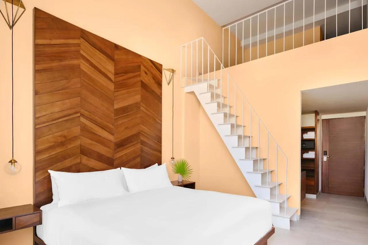 Hotel KAYAK Sol Playa del Carmen México